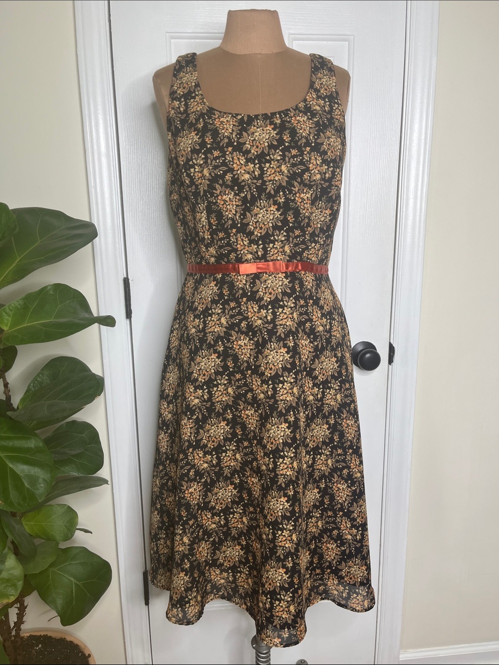 Autumn Floral Dress 90’s Vintage K Studio Midi Sleeveless Scoop Neck